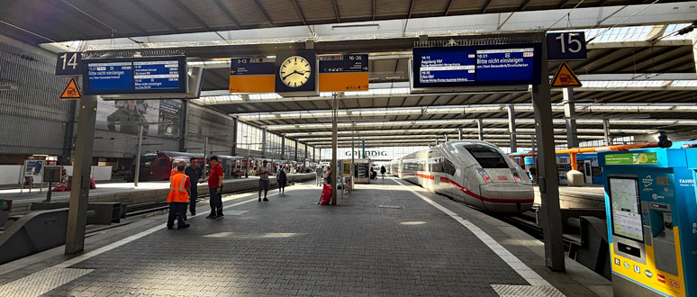 The platforms at Munich Hauptbahnhof