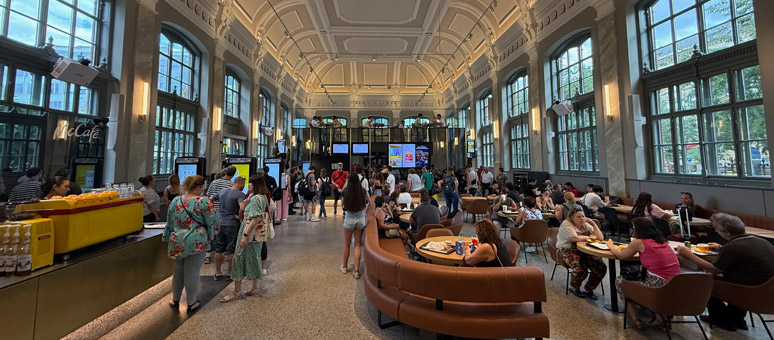 McDonalds at Budapest Nyugati