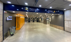 Entrance to left luggage lockers at Paris Gare du Nord