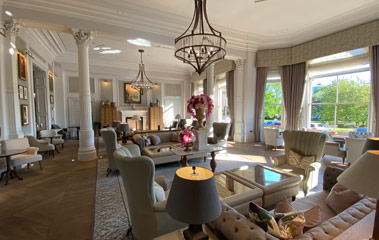 York Royal Station Hotel main lounge
