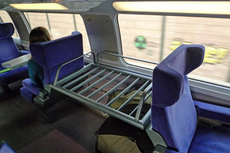 TGV Duplex: Luggage racks