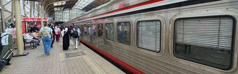 Special express train from Cairo to Alexandria