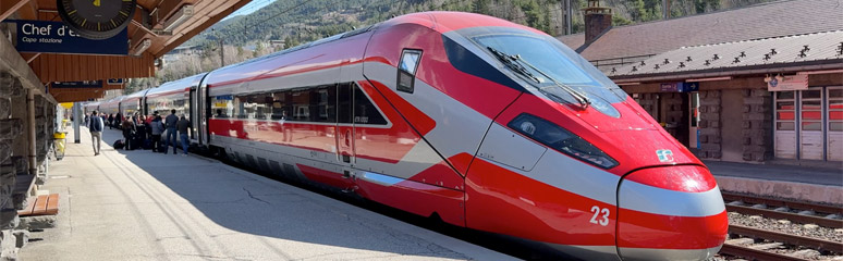 A Paris-Milan Frecciarossa at Paris Gare de Lyon